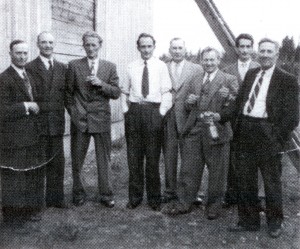 Adolf Byström längst till höger på bilden