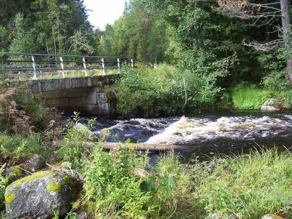 Bron över till Näset